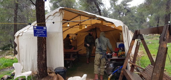 The soldiers’ tent in Oz veGaon needs our help!